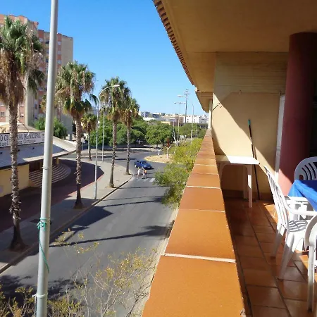 Calle Fundadores Apartment